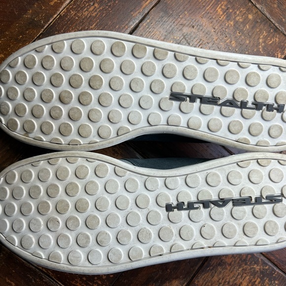 Adidas Five Ten Sleuth - Picture 7 of 13